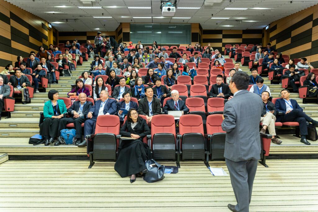 Top Benefits of Attending a Marketing Webinar for Canadian Entrepreneurs